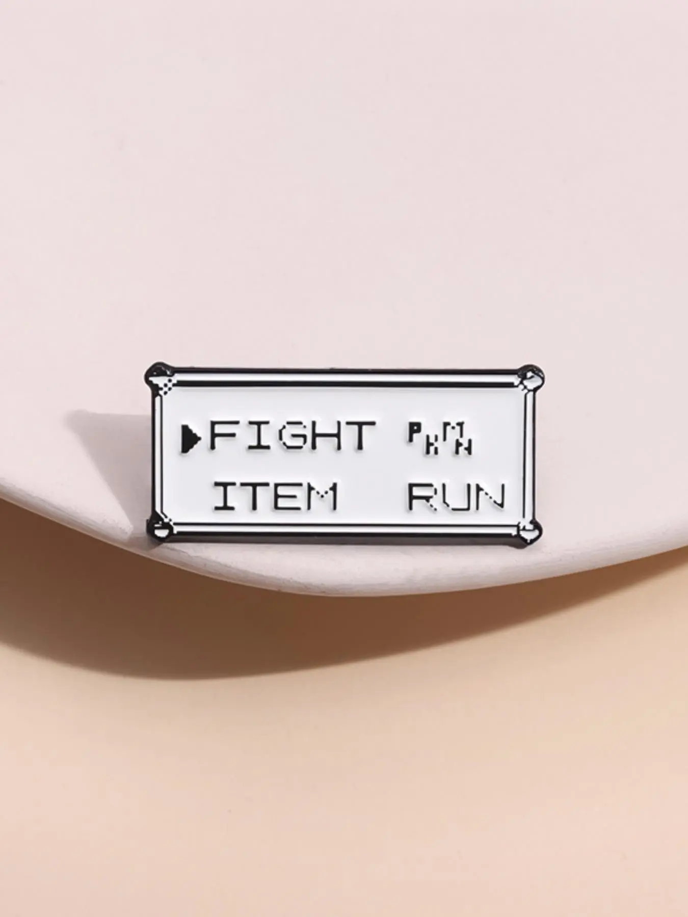 Men Accessories For Birthday Gift - 文字柄ブローチ、合金製ブローチピン、ブローチピンクリップ、男性と女性向けのファッショナブルな服飾アクセサリー、パーティー用、普段着の装飾、誕生日プレゼントに最適なトレンドのオールマッチで精巧なブローチ、ファッションアクセサリー