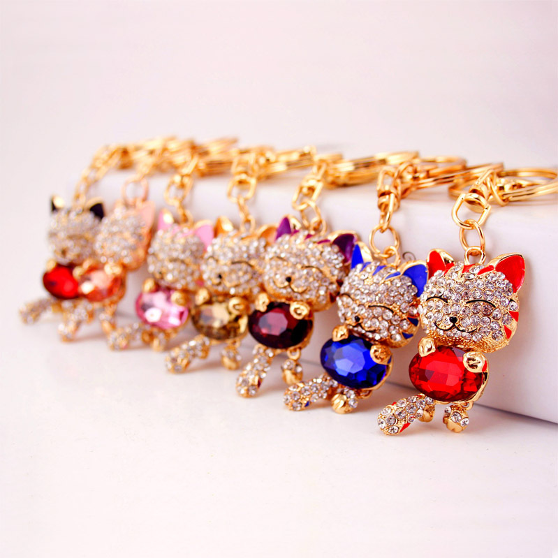 Men'S Accessories Best - メンズキュートクリスタルジェムラッキーキャット高品質メタルキーホルダー車用ファッションアクセサリー人気レディースベストパーティーギフトジュエリー卸売