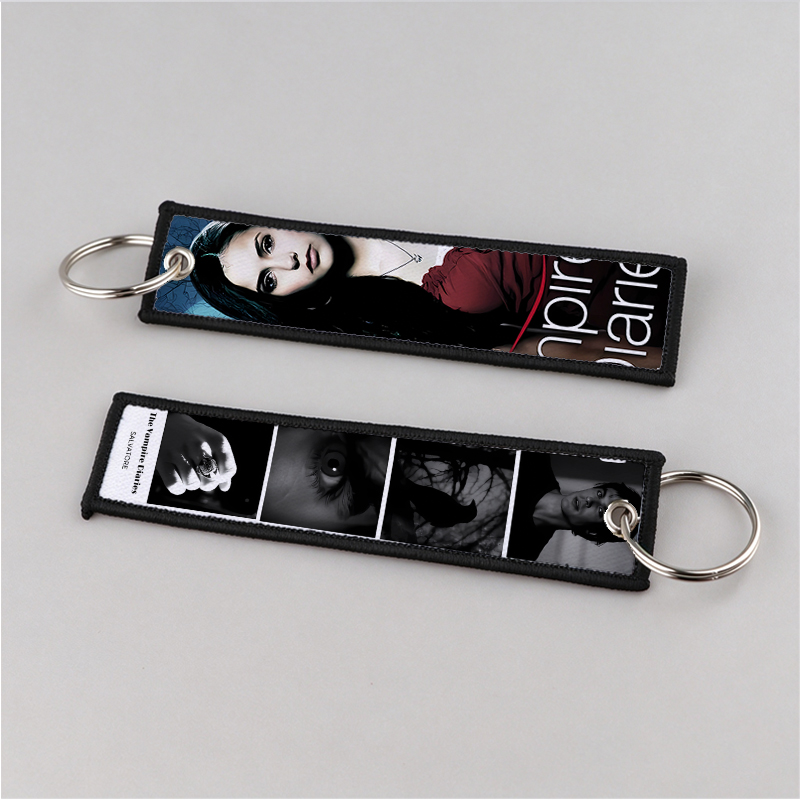 ヴァンパイア・ダイアリーズ キーホルダー 漫画キータグ 男女 - Men Accessories For Birthday Gift のレビューと価格