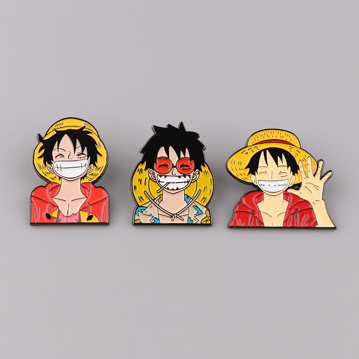 海賊冒険アニメエナメルピンバッジ合金ブローチアクセサリー、衣 - Men Accessories Jewelry のレビューと価格