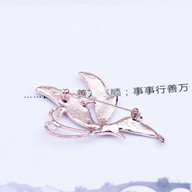ホット販売新着韓国ジュエリー男性女性蝶ブローチピンアクセサリ - Men'S Accessories Jewelry Sale のレビューと価格