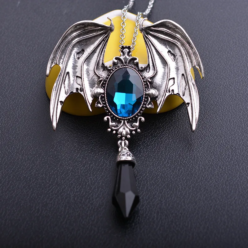 バットネックレス女性男性ゴシックジュエリーバット翼の結晶のペ - Men'S Accessories Jewelry Sale のレビューと価格